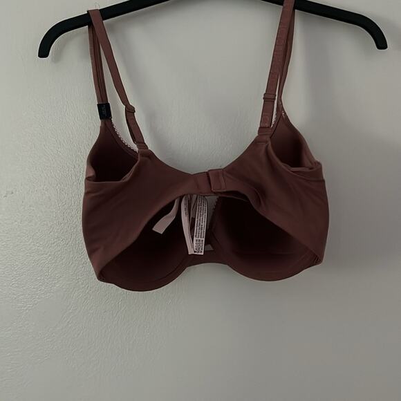 VS mauve body bra with sparkle underwire 32DDD lined perfect NWT - Picture 4 of 9